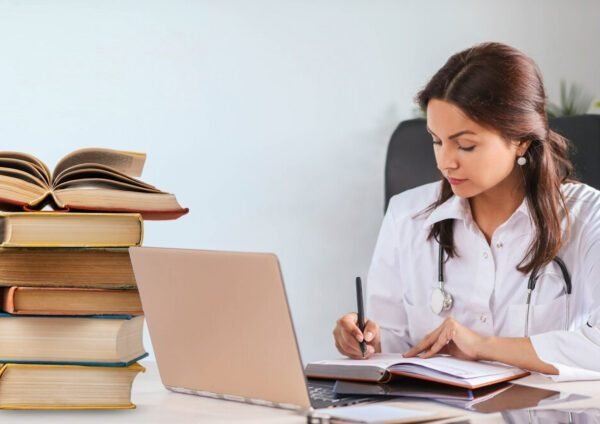 Covers the entire MRCOG Part 1 syllabus and provides comprehensive knowledge in essential areas